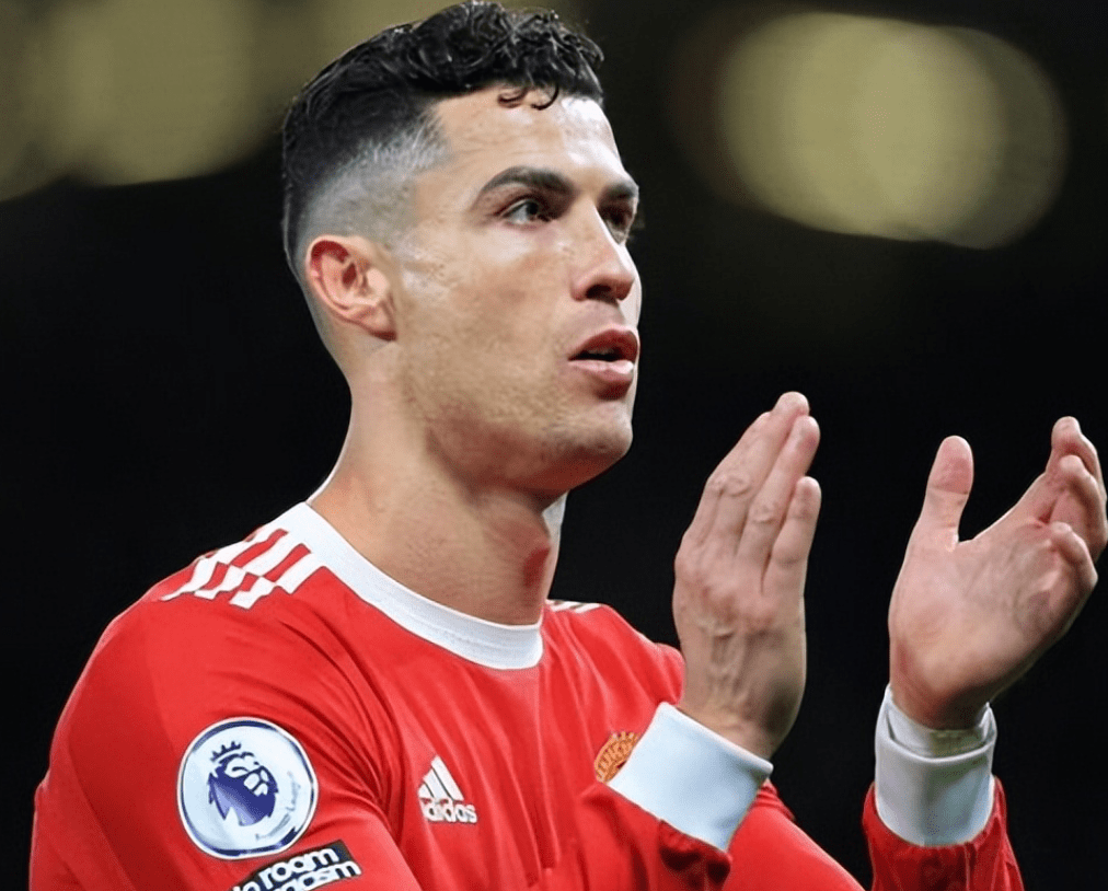 里尔客场取胜，保持领先优势的简单介绍