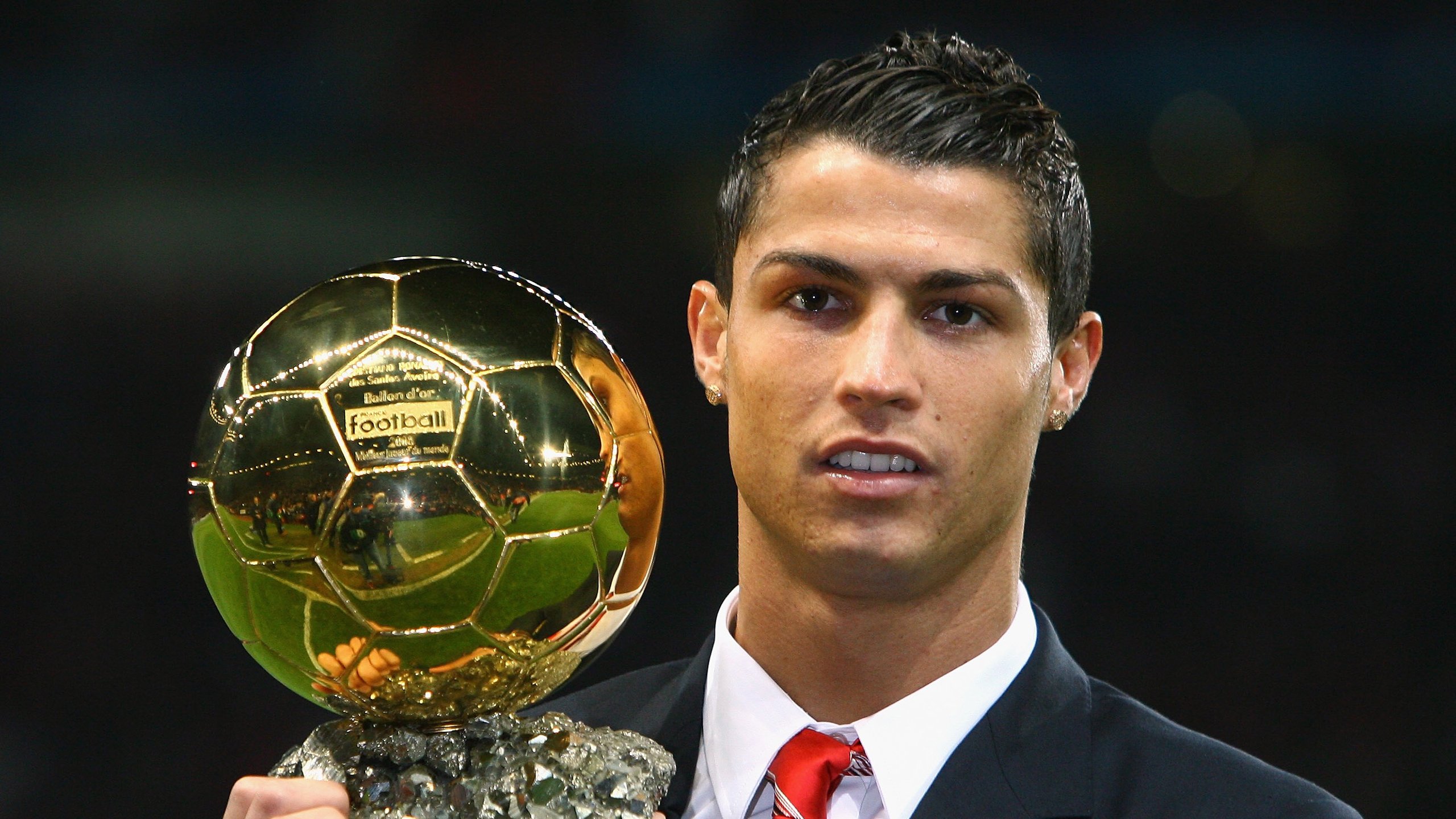 安哥拉对阵塞内加尔，哈弗茨惊艳四座，非洲杯上演欧洲之星的闪耀时刻