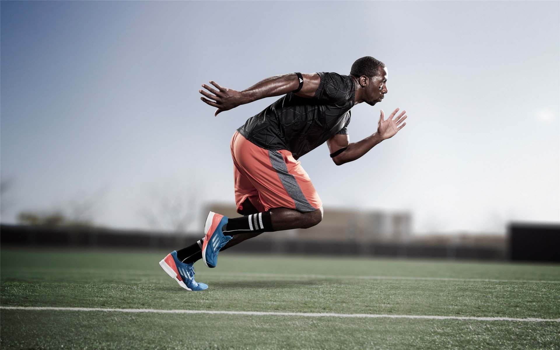 世界排名争夺战之夜，孙兴慜贡献制胜表现